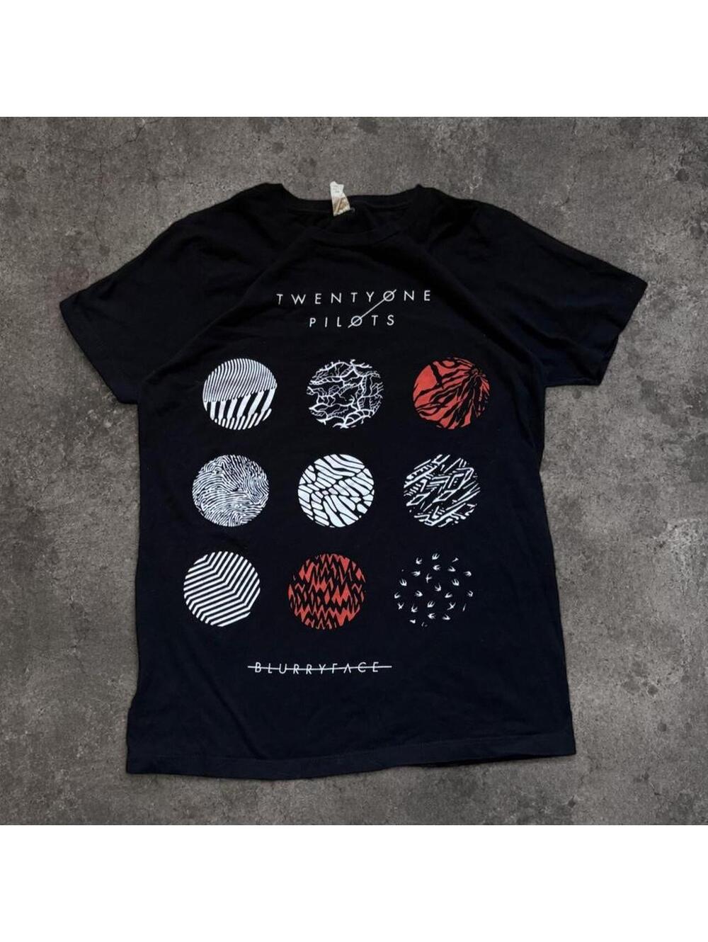 Fire 2016 Twenty One Pilots Blurryface tour merch t-shirt
